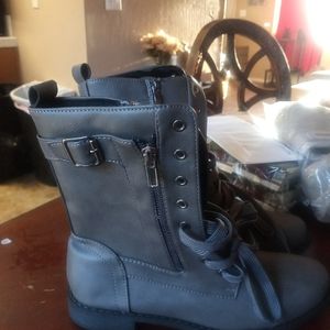 Women boots